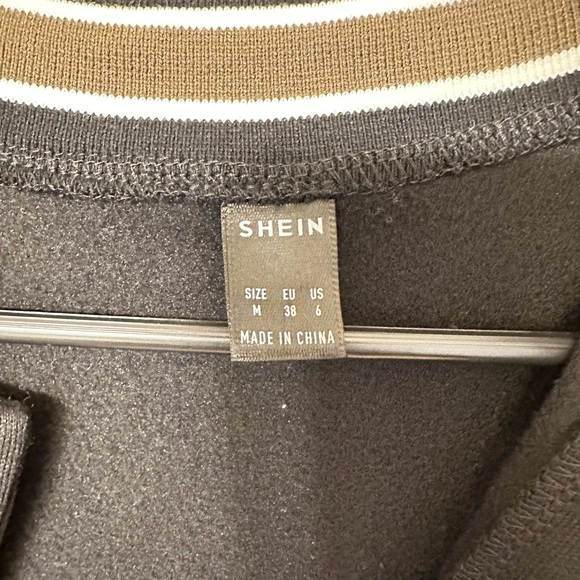 Color block Letter Patched Drop Shoulder Varsity Jacket - Never Worn - Size M - Picture 10 of 13